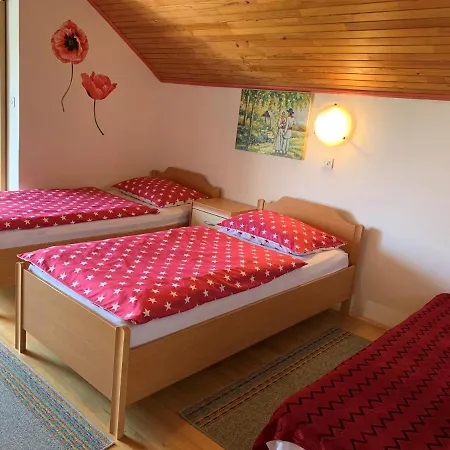 Farm stay Turizem Grabrijan, Jasmina Grabrijan S.p. *