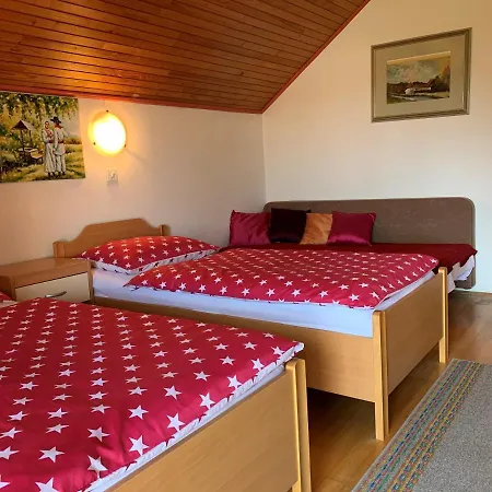 Turizem Grabrijan, Jasmina Grabrijan S.p. 팜스테이 *