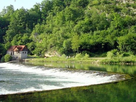 Turizem Grabrijan, Jasmina Grabrijan S.p. مزرعة للإقامة *