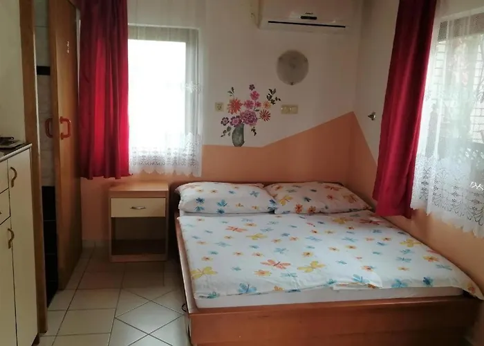 Turizem Grabrijan, Jasmina Grabrijan S.p. مزرعة للإقامة